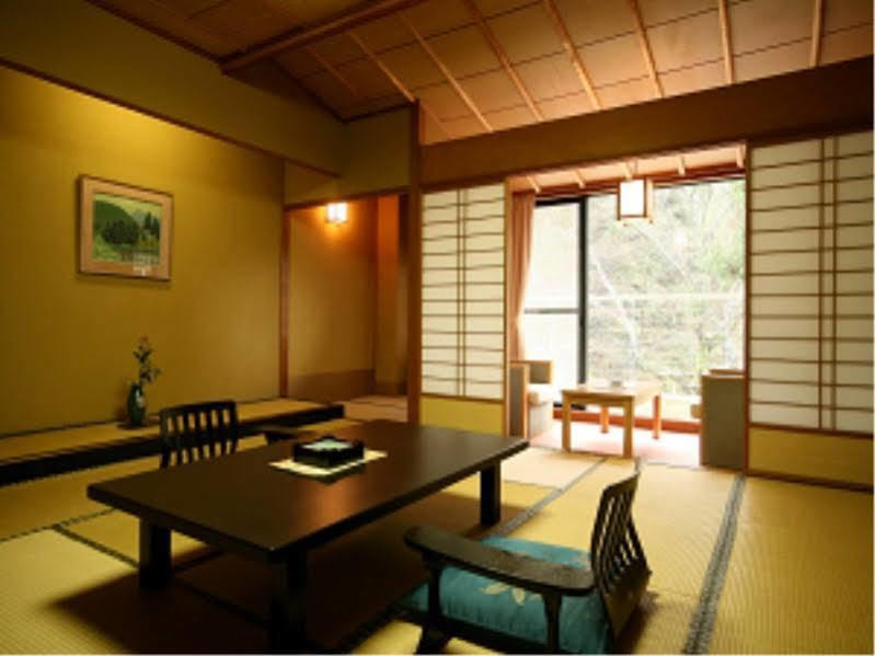 Hotel Oonoya Kaga  Buitenkant foto